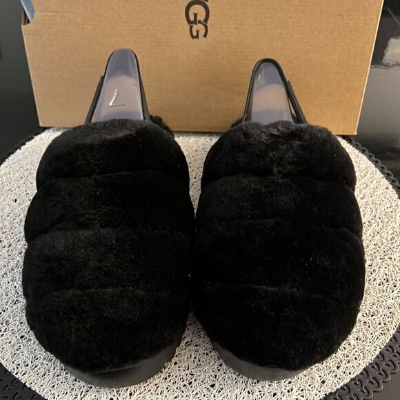 NEW UGG slippers fluffy black 7 - Picture 1 of 10